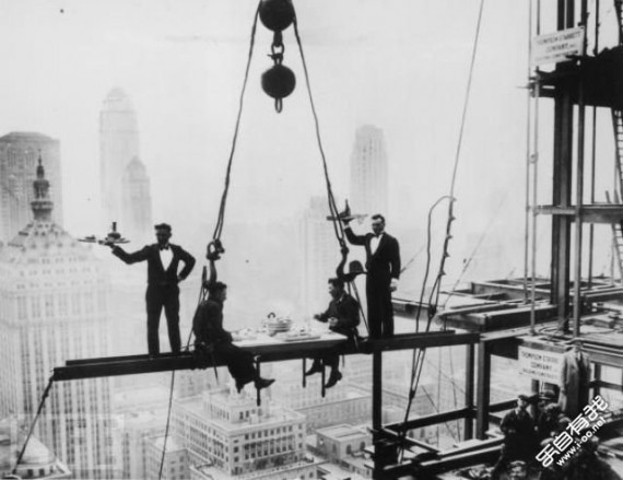 Crazy Stunts fromthe Past (26 pics)