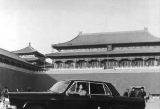 老照片：文革结束不久的北京街头风景