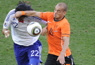 范佩西助攻斯内德破门 荷兰1-0胜日本