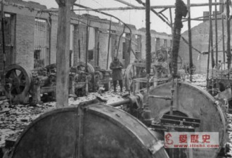 老照片：1946年苏军撤离后的沈阳工厂