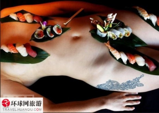 全球各地盛大的多人裸体行为艺术