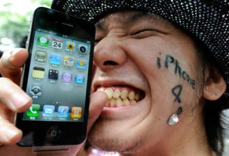 解锁版iPhone4周五登陆加国 价格不菲