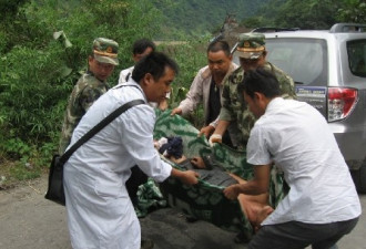 云南泥石流恐怖现场：村庄遭灭顶之灾