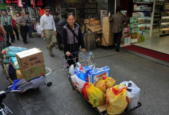 深圳物价渐涨，萧条中英街再次红火起来