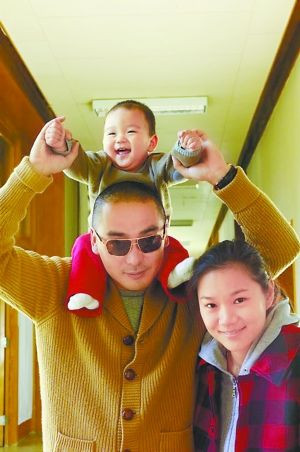 邓小平重外孙照片首度披露(图)