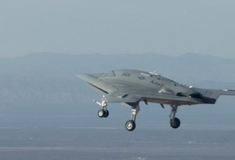 美新型隐形无人战机和侦察机首飞成功