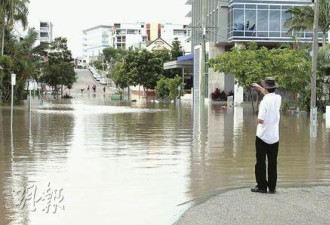 澳洲世纪洪水太可怕：据称鲨鱼游上街