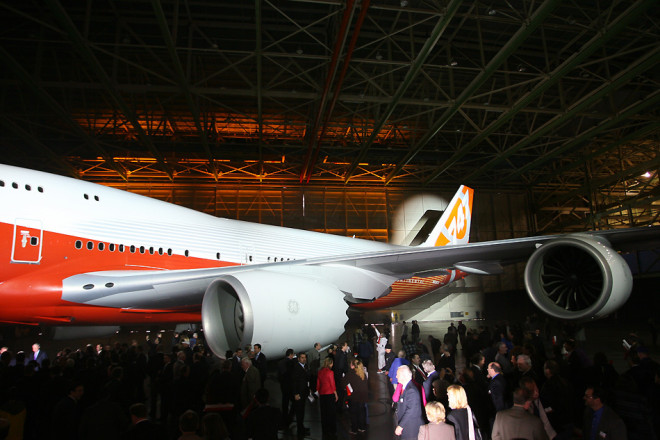 高清图集：波音新型大运力747-8洲际飞机正式亮相