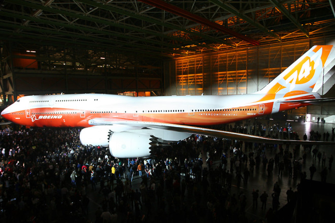 高清图集：波音新型大运力747-8洲际飞机正式亮相