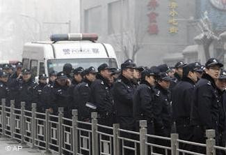 外国记者玩不转了：北京严格限制采访