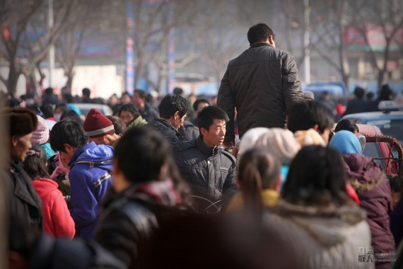 这才是过年！实拍：中国集市随拍，乡村百姓的百态年味