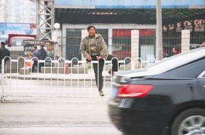 武汉出狠招,公布首批不文明市民名单及部分照片(图)