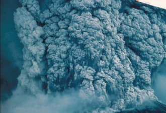 图集：美国最强火山爆发 火山灰覆十州