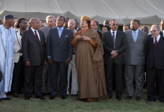 卡扎菲接受了非洲联盟停火路线图计划