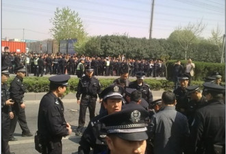 上海货柜车司机罢工：千余警察清场抓人