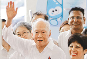 李光耀和吴作栋宣布从新加坡内阁退休