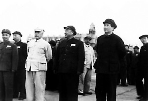 老照片：毛泽东是否丢了“代表证”？