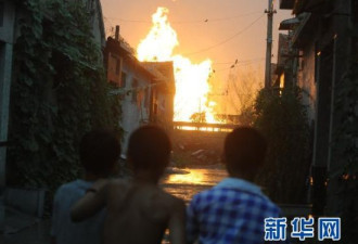 山东济南发生天然气管道爆炸起火事件