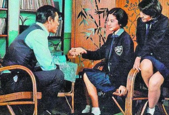 林青霞出书曝百张私房照 回忆初吻场面