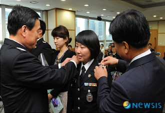 中国女子入韩国籍成为海警 协抓捕渔船