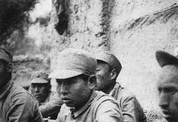 罕见老照片：日军拍摄的抗日女战俘照