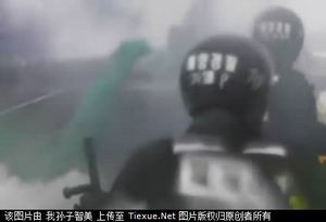 持棒互殴 韩：中国渔民暴力抗法如海盗