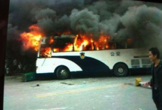 传警车被烧、警员被杀 浙江织里出暴乱