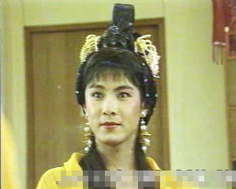 盘点那些娱乐圈里的雷人&ldquo;妖男&rdquo; 美若天仙啊(组图)