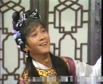 盘点那些娱乐圈里的雷人&ldquo;妖男&rdquo; 美若天仙啊(组图)