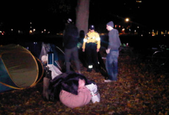 占领多伦多：帐篷扎到省府门前遭驱逐