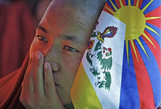 中国第10位藏人四川自焚抗议中国政策