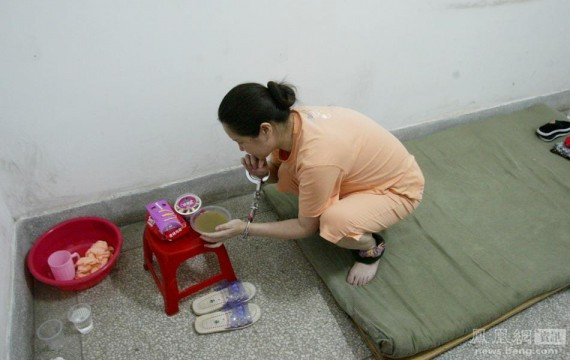 摄影记者直击:女囚临刑前的十二小时(高清组图)
