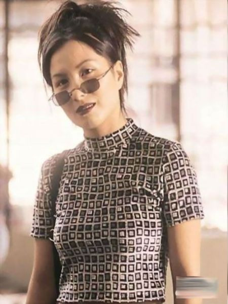 吸金能力最强十大华人混血美女明星(图)