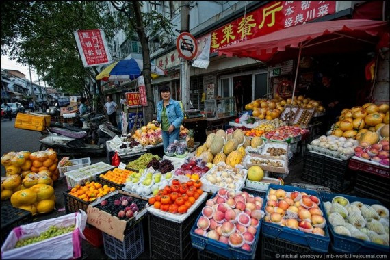 浮华都市深处的异景：上海即将消失的贫民窟(高清组图)