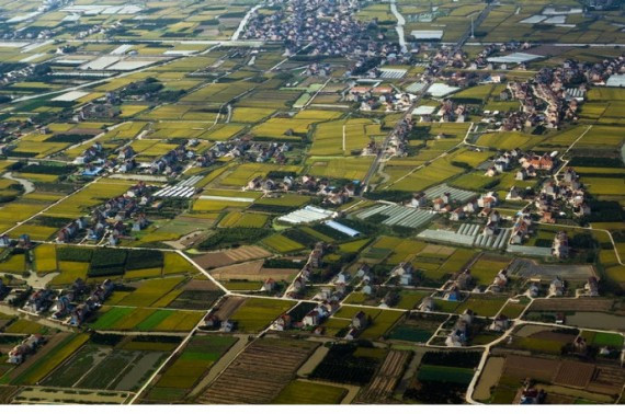 外国人眼中的中国：国境线两边 景色大不同(航拍多图)