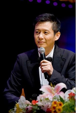 揭秘历届春晚十大主播的离奇情史(图)