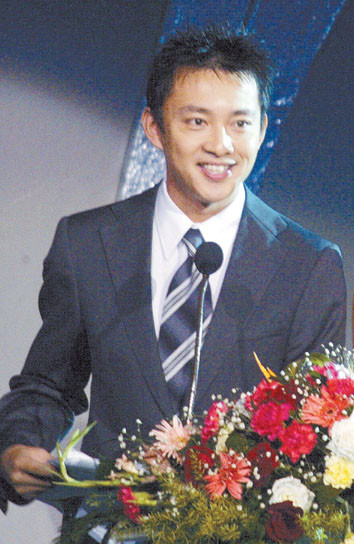 揭秘历届春晚十大主播的离奇情史(图)
