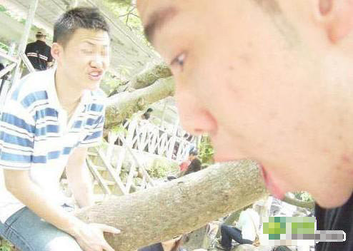 他们的寂寞成灾 记录那些疯狂的大学男女(高清组图)