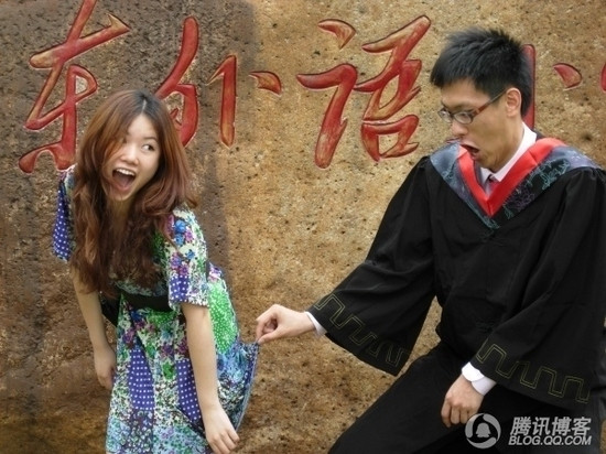他们的寂寞成灾 记录那些疯狂的大学男女(高清组图)