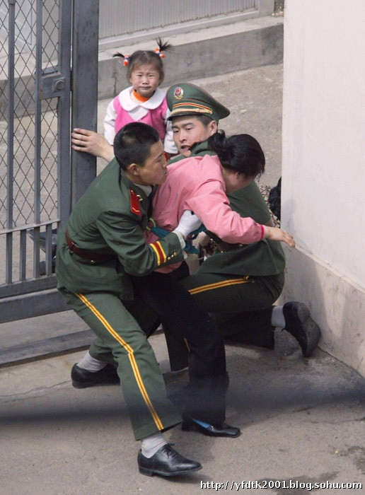 奔向自由重生的历程：闯日本驻沈阳使馆的朝鲜女孩回忆录