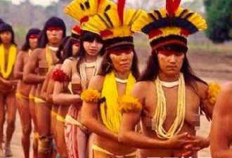揭秘巴西雨林中的原始“裸体”部落