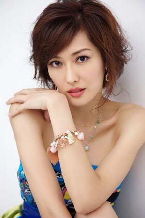 盘点17位模特出身华人美女富豪(多图)