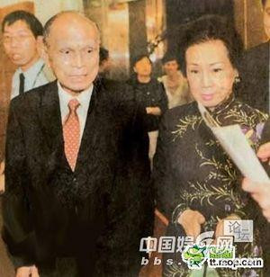 财产厮杀的幕后:揭秘霍家与女星们的纠葛情史(组图)