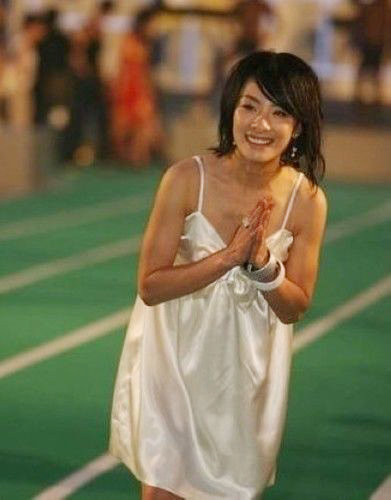 盘点豪放女星睡衣出镜谁最有型：谁最性感谁是水货(组图)