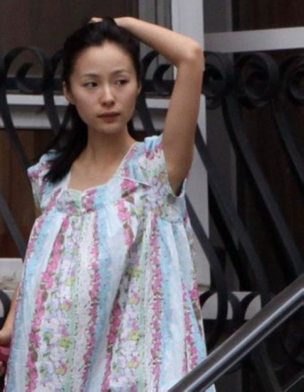 盘点豪放女星睡衣出镜谁最有型：谁最性感谁是水货(组图)