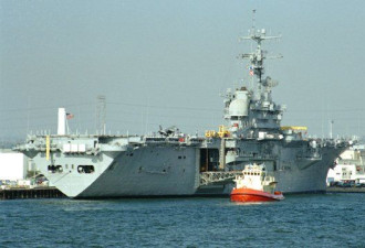 美国称伊朗快艇接近骚扰 距距离对峙