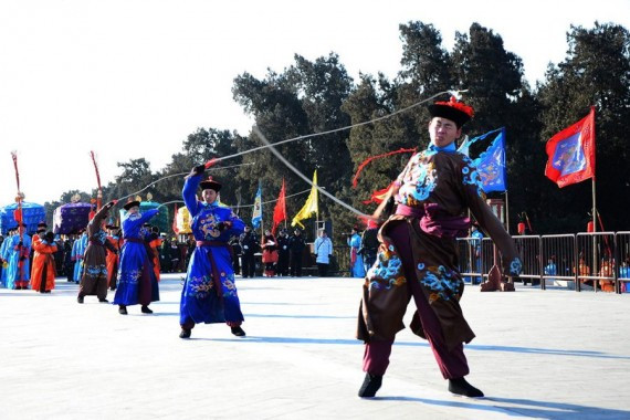 天坛举行祭天仪式 “皇帝”首次坐轿出席(高清组图)