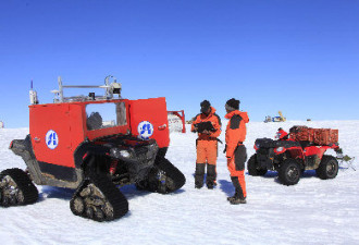 中国机器人 成功完成南极冰盖漫游