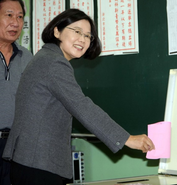 台湾地区领导人与“立委”选举投票（高清图）