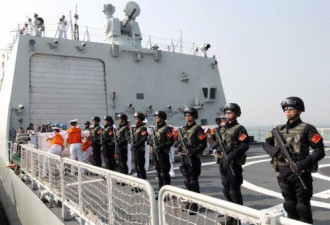 中国海军护航为何未抓到海盗 因人道
